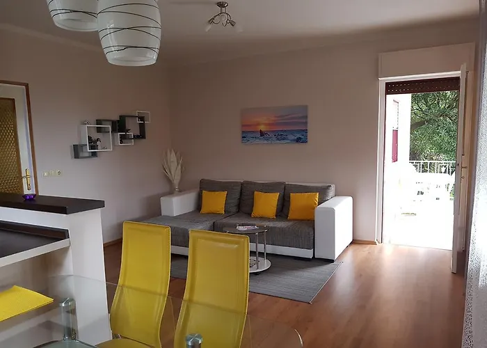 Diana Apartman *